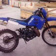 Suzuki rmx