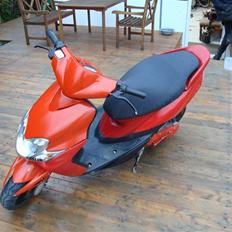 Yamaha Jog R (Solgt)