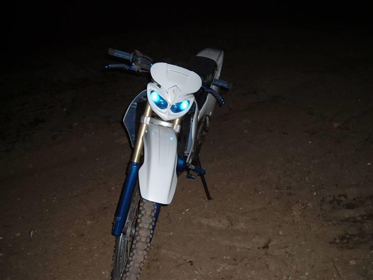 Suzuki RMX billede 2