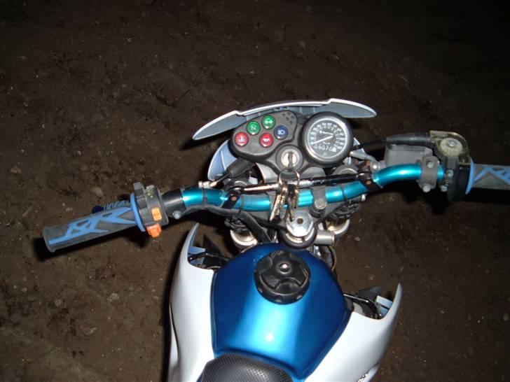 Suzuki RMX billede 11