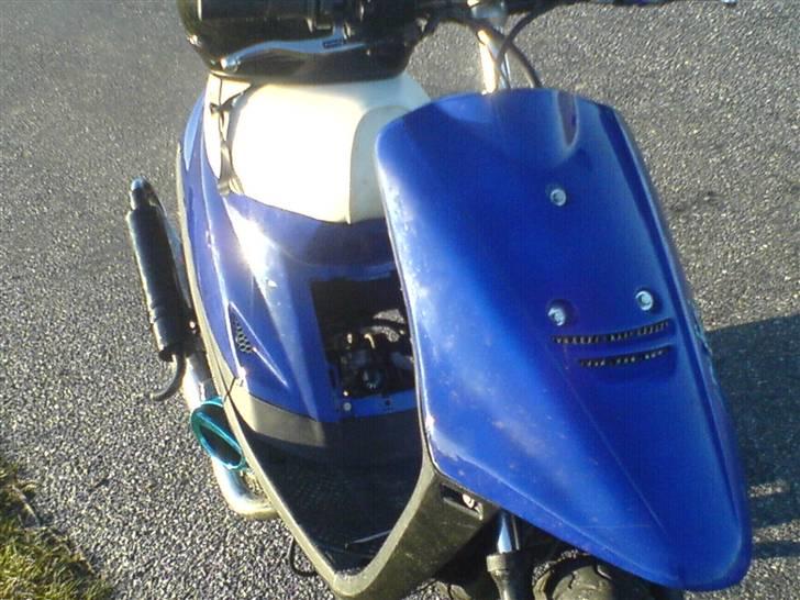 Yamaha jog (solgt) billede 10