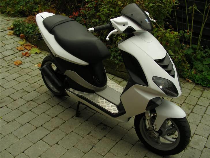 Piaggio Nrg power billede 2