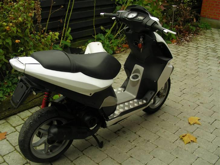 Piaggio Nrg power billede 6