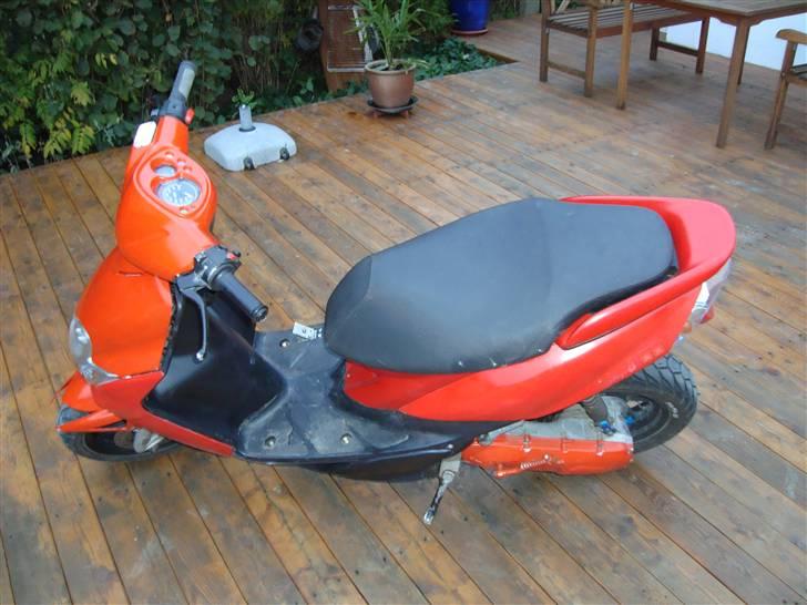 Yamaha Jog R (Solgt) billede 4