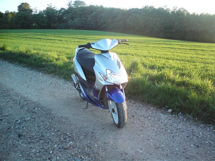 Yamaha Jog R r-setup racing  billede 1