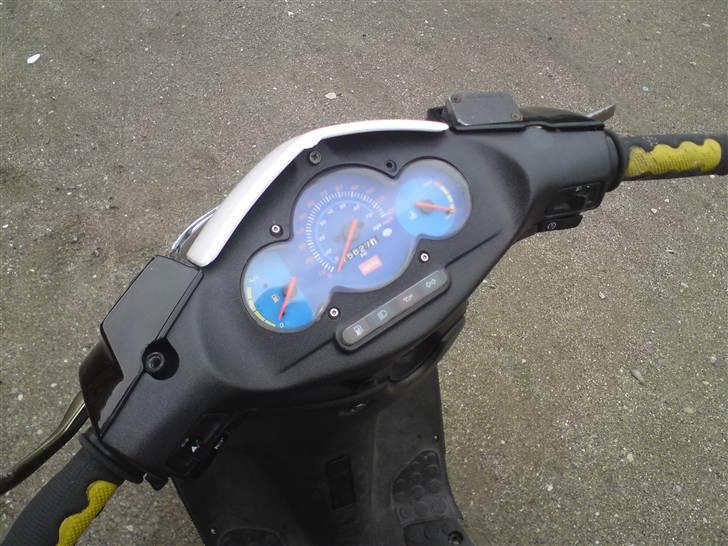 Aprilia sonic (SOLGT) billede 5