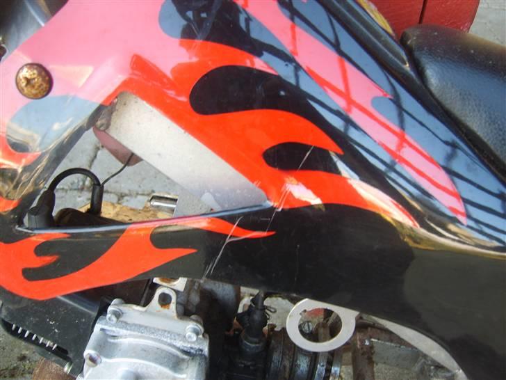 MiniBike 49cc børnecrosser -BYTTET billede 10