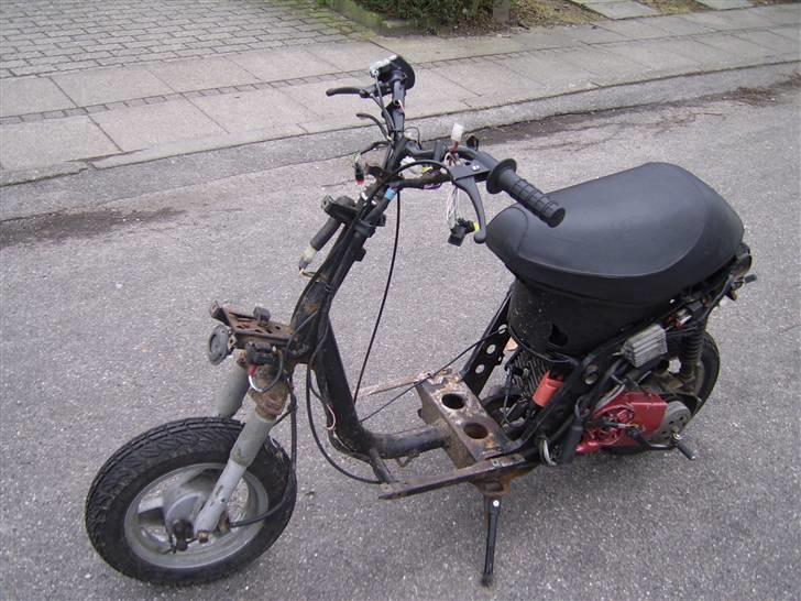 Piaggio Zip (FØR) solgt billede 1