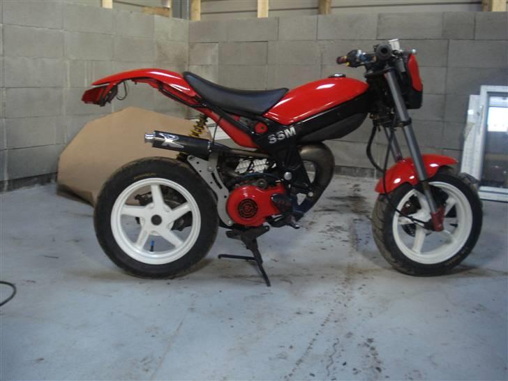 Suzuki street magic / SOLGT / billede 1