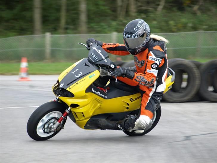 Gilera Runner SP LC DD DMU 13# - afdeling 9 :-) Så er mit første år overstået.. billede 2
