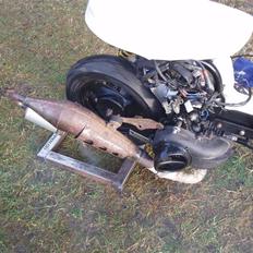 Suzuki fz/Jog solgt 5000kr.