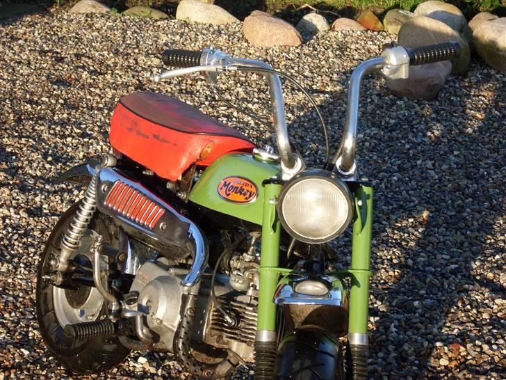 Honda Z50J Monkey SOLGT billede 1