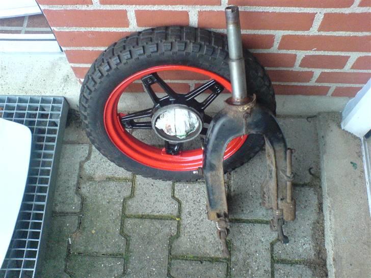 Suzuki FZ50     SOLGT billede 9