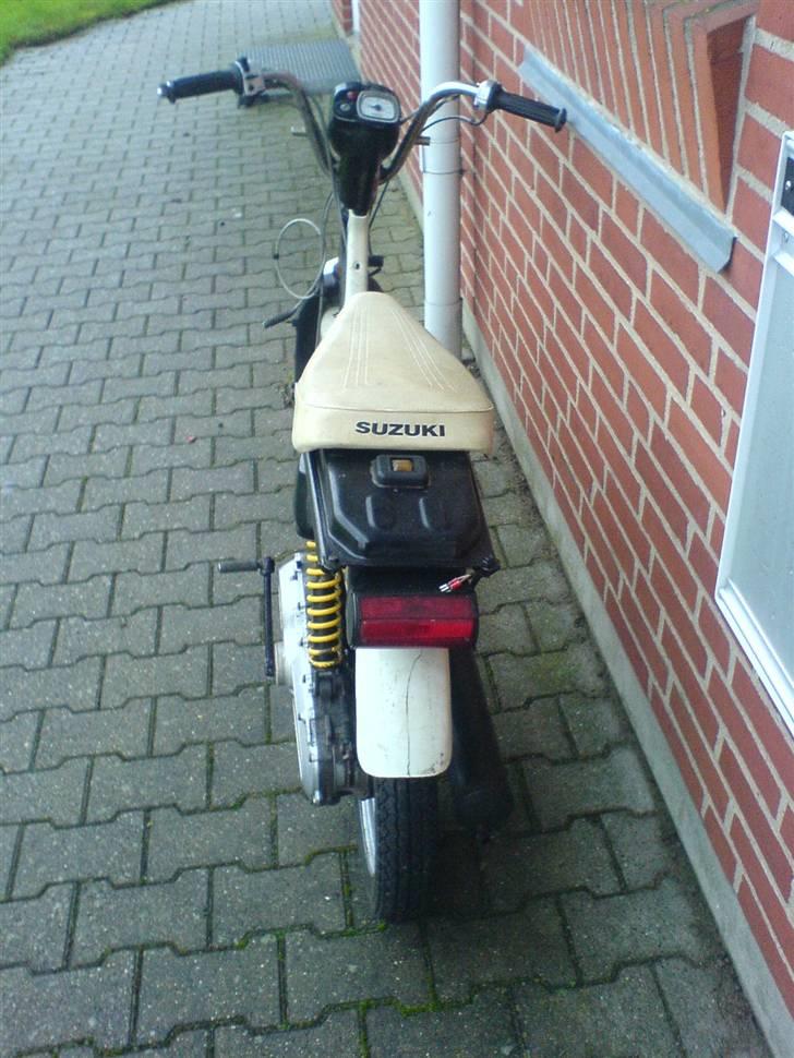 Suzuki FZ50     SOLGT billede 11