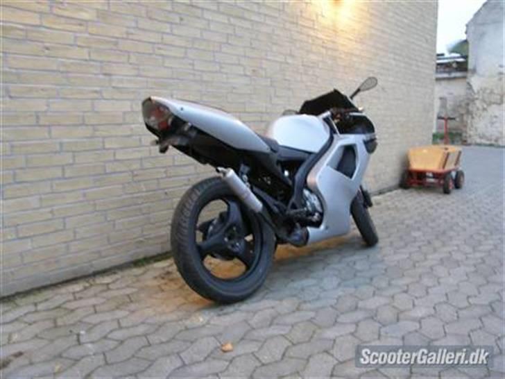 Aprilia rs 50 bytte til stal mis billede 6