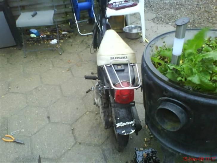 Suzuki fz50  SOLGT billede 2