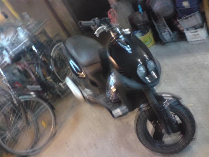 PGO pmx naked (solgt) billede 3