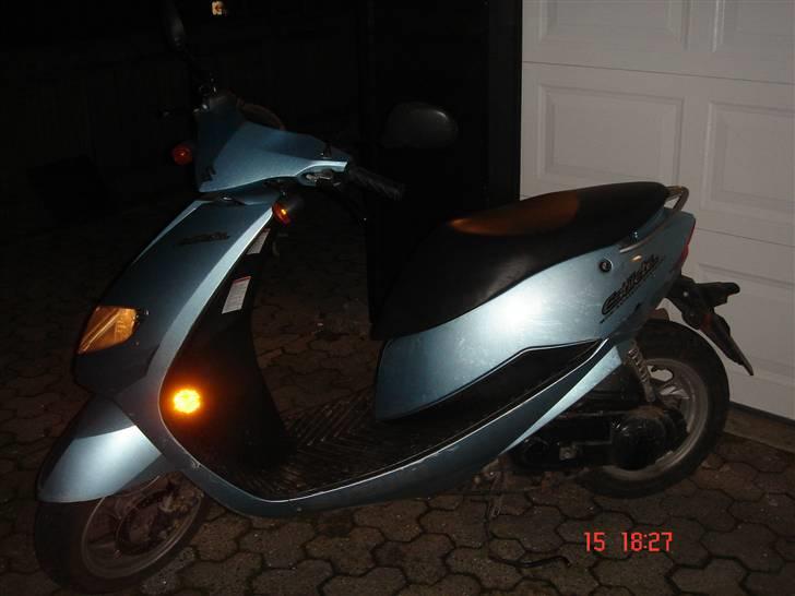 Suzuki Estilete billede 2