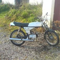 Yamaha 4 gear (BYTTET)