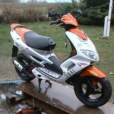 Peugeot speedfight 2.NU MIN SØNS.