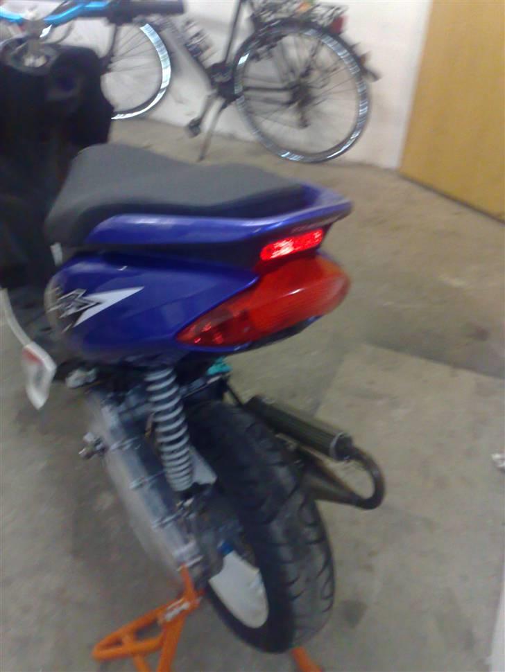 Yamaha jog R billede 7