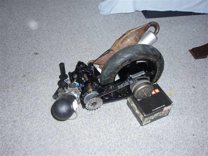 Suzuki fz/Jog solgt 5000kr. billede 6