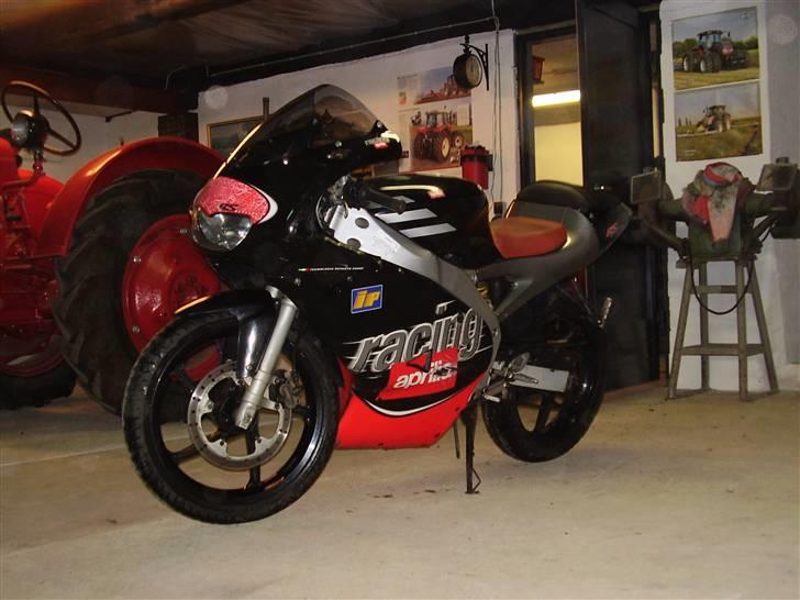 Aprilia rs 50 Replica solgt billede 2