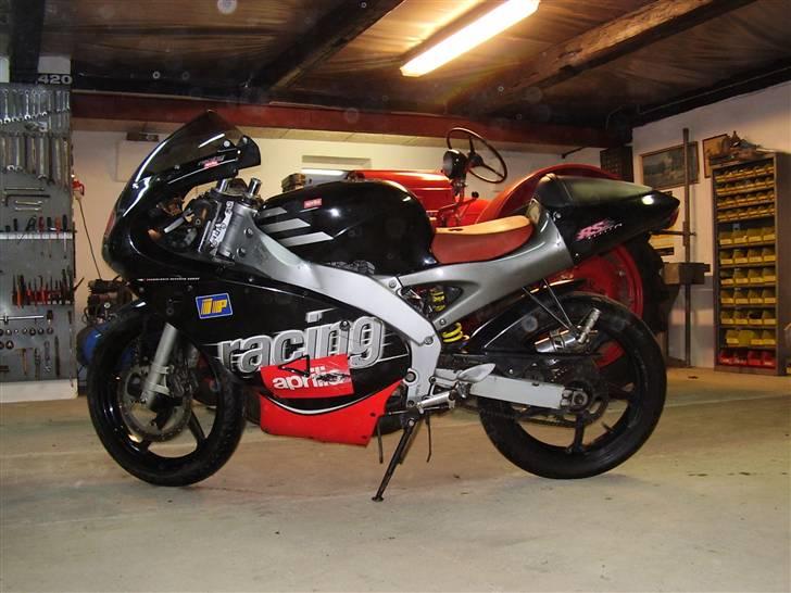 Aprilia rs 50 Replica solgt billede 4