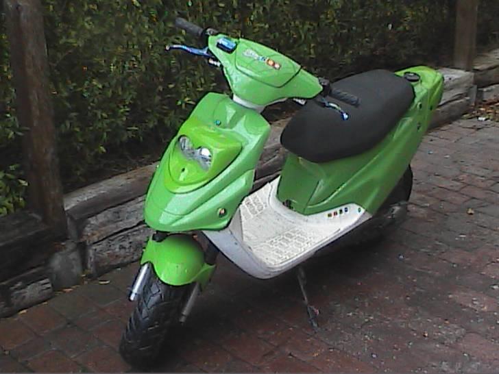 PGO Hot 50 billede 1