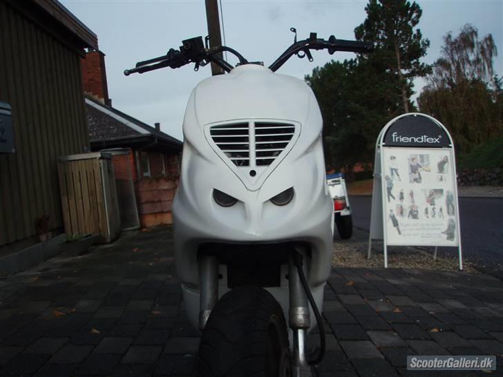 Piaggio NRG SÆLGES 4000,- KONTANT billede 1