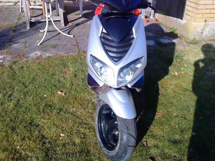 Peugeot Speedfight 2 MHR Solgt - Sådan som speedfighten står nu, den er næsten færdig billede 2