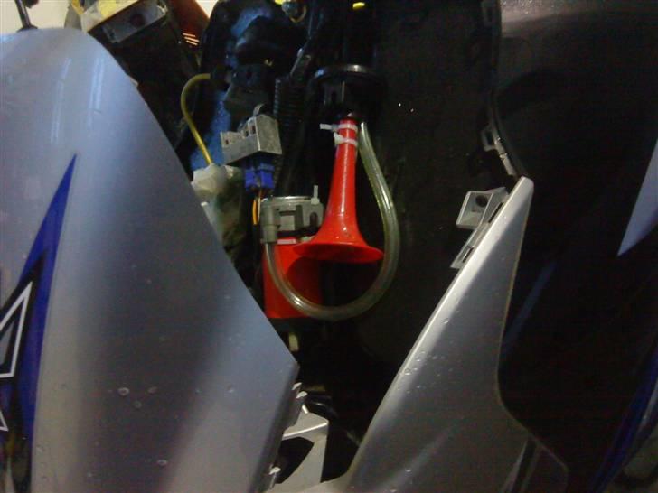 Yamaha Jog R SOLGT - mit yderst effektive horn :D det larmer satme godt. billede 14