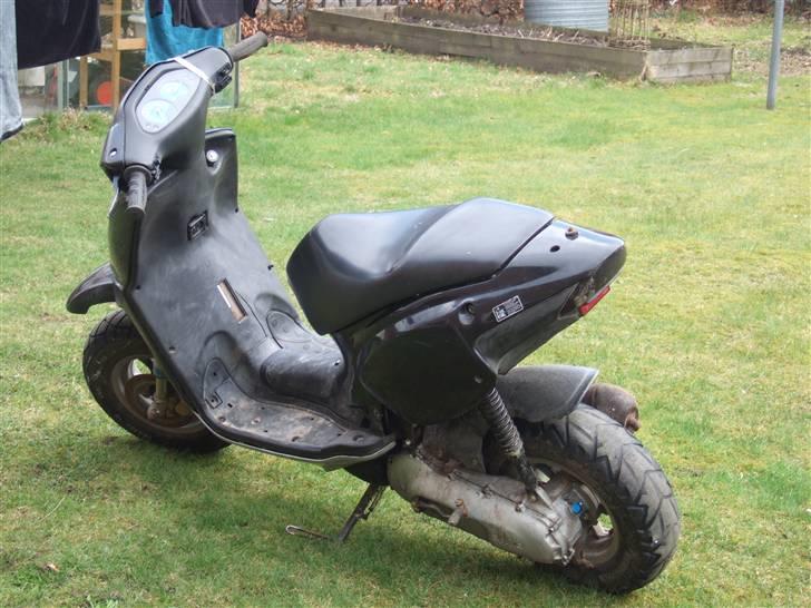 Aprilia rally ac total skadet. billede 9