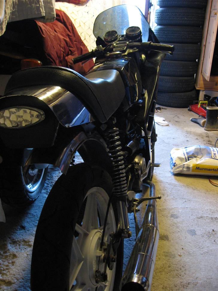 Kreidler RS "Cafe-racer" Prosjekt  - Det lugter fed totakt og omdrejninger af lortet...!!! billede 5