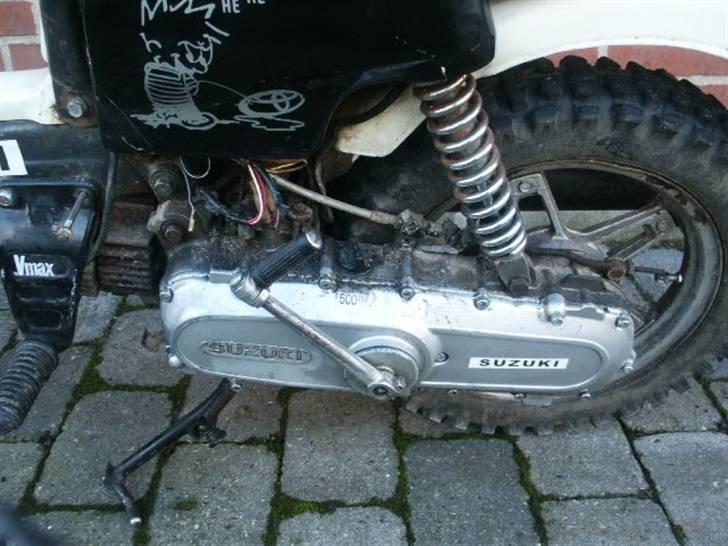 Suzuki FZ50 $SOLGT$ billede 9