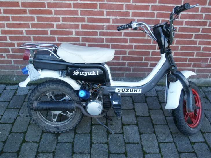 Suzuki FZ50 $SOLGT$ billede 10