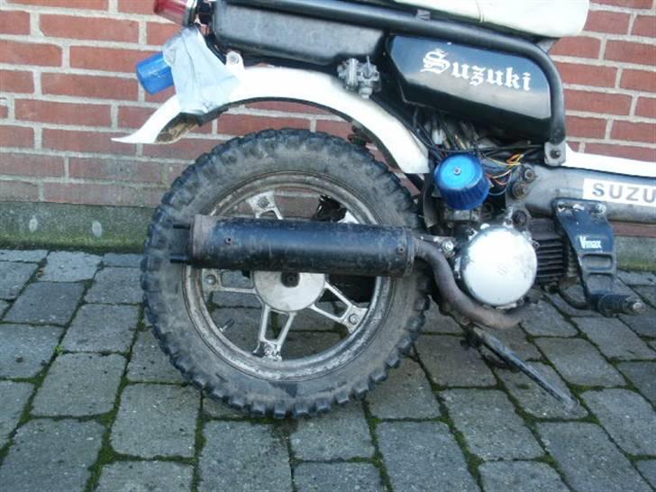 Suzuki FZ50 $SOLGT$ billede 11