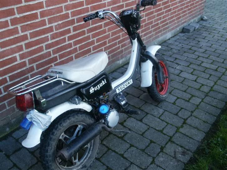 Suzuki FZ50 $SOLGT$ billede 17