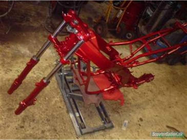 {{currentPhoto.altText}} billede {{currentPhoto.number}}