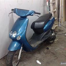 Yamaha Neos ( byttet til jog;) )