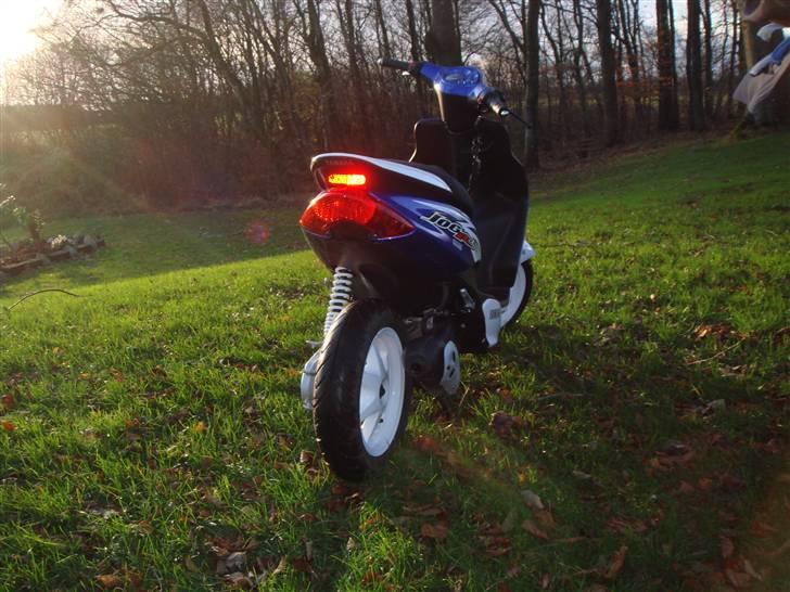 Yamaha jog r solgt billede 6