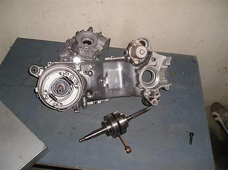 Yamaha jog til salg - poleret blok billede 3