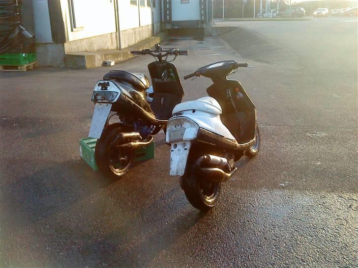 Yamaha Jogrox LC SOLGT  billede 3