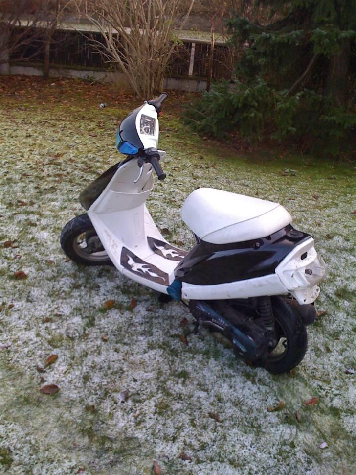 Yamaha Jog Fs - Sne tur i haven billede 10