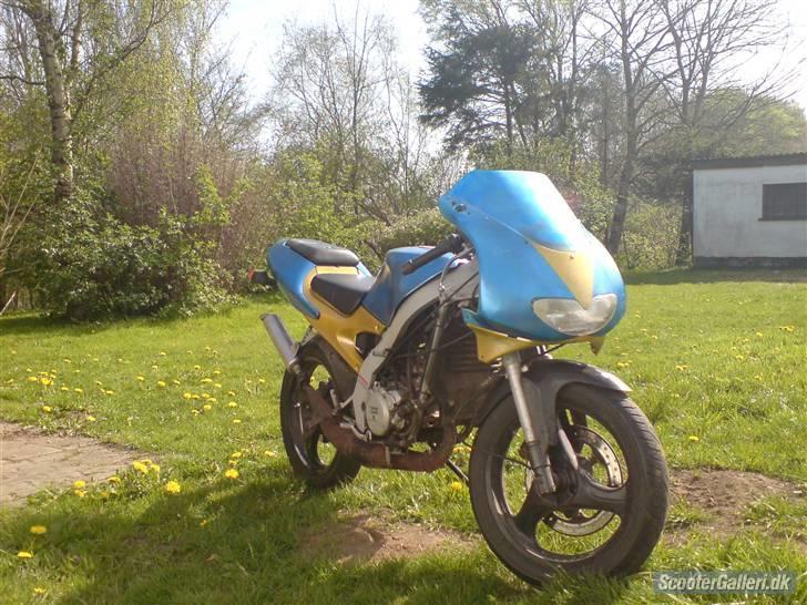 Aprilia rs 50  - lånte billedet af den tideliger ejer men nye kommer når jeg er færdig med den  billede 4