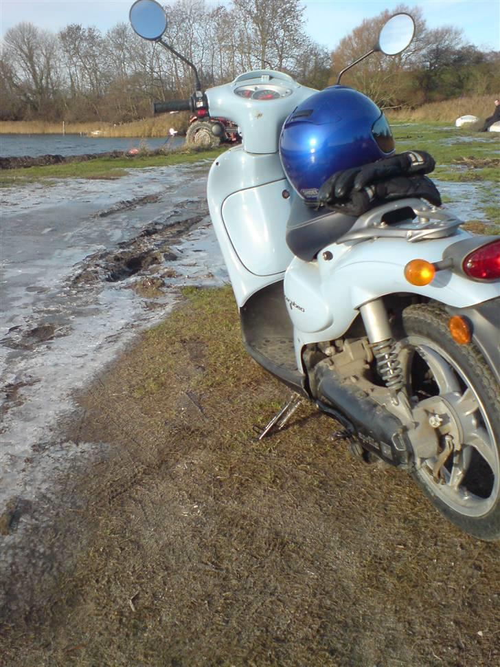 Aprilia scarabeo (solgt) billede 4