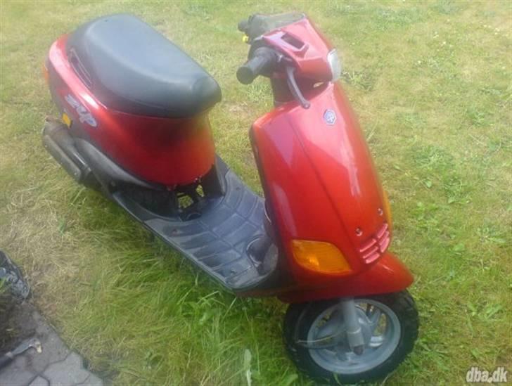 Piaggio Zip Solgt  billede 1