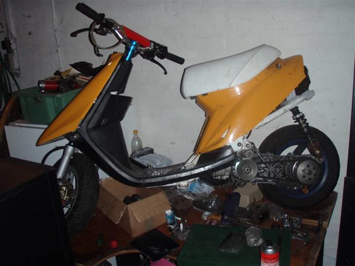 {{currentPhoto.altText}} billede {{currentPhoto.number}}