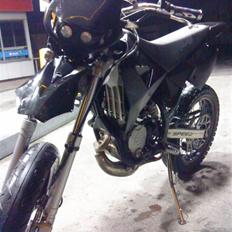 CPI sm solgt i dele og skotte