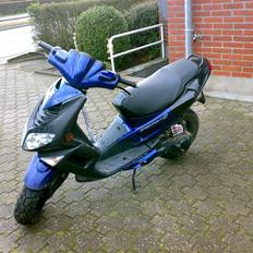 Peugeot speedfight 2 